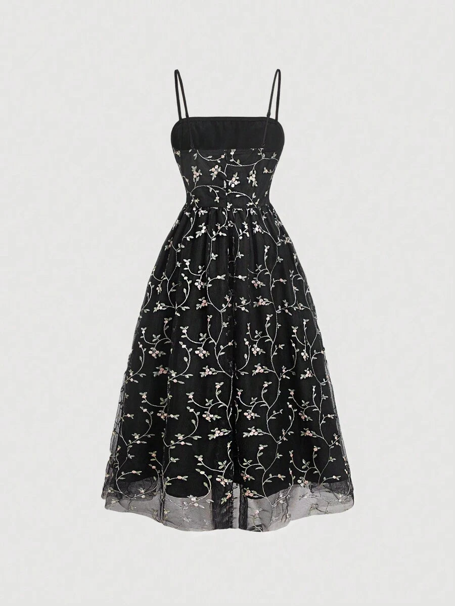 Vestido Bordado Ana - Liviele