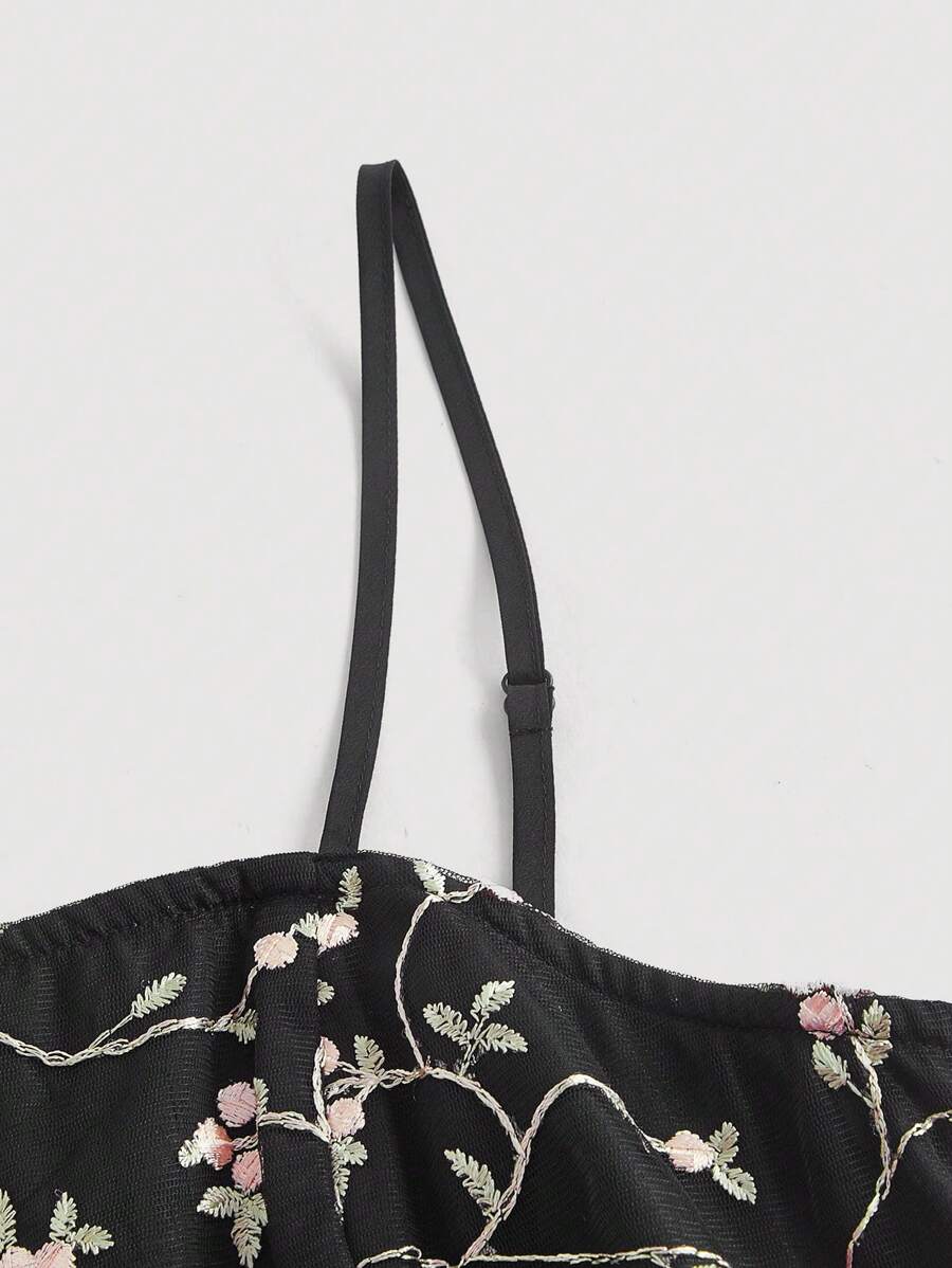 Vestido Bordado Ana - Liviele