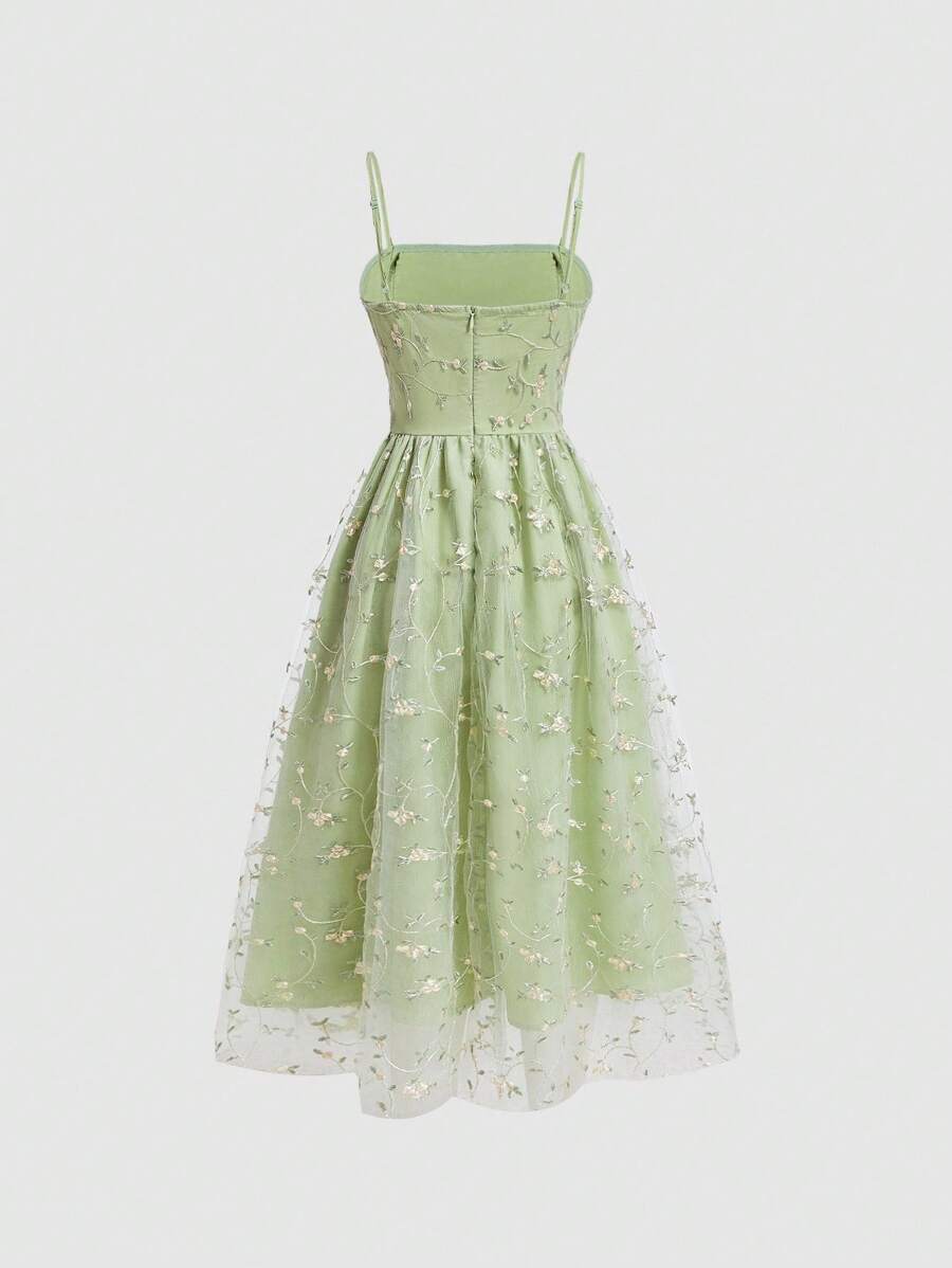 Vestido Bordado Ana - Liviele