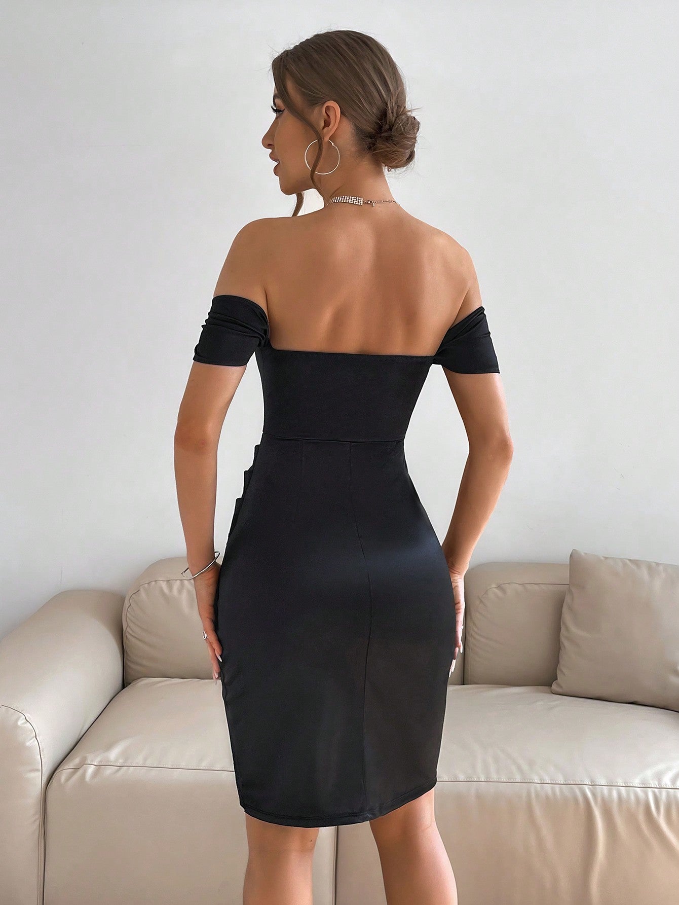 Vestido Feminino Midi Renia Drapeado de Ombros Abertos