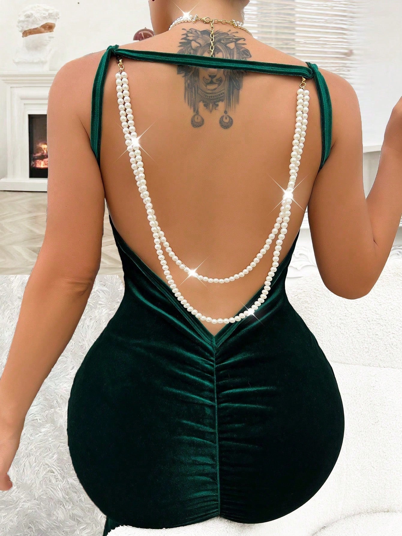 Vestido Longo Feminino Galia e Decoração de Pérolas