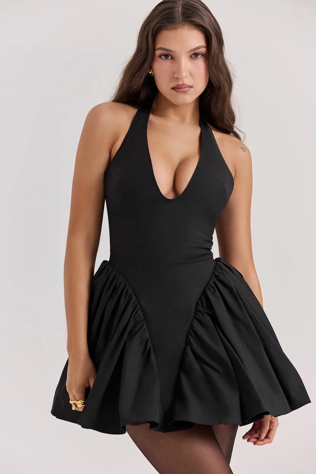 VestidoCurtoPretoComAlcaVintage-Liviele_4.jpg