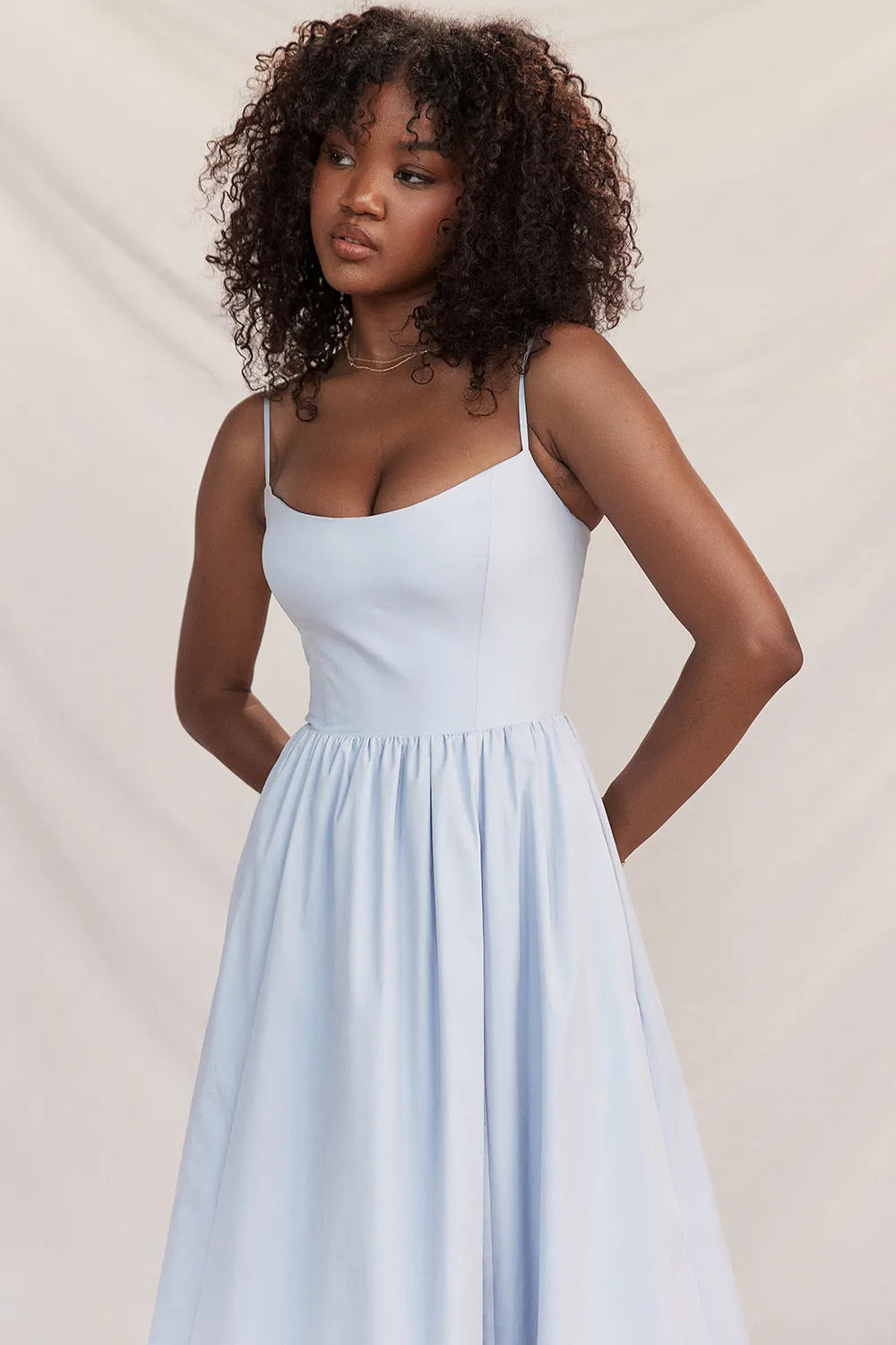 Vestido Liso Midi - Liviele