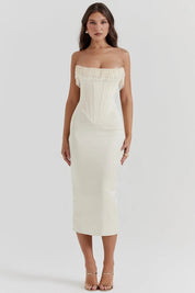 Vestido Midi Branco Com  Fileiras de Pérolas  - Liviele