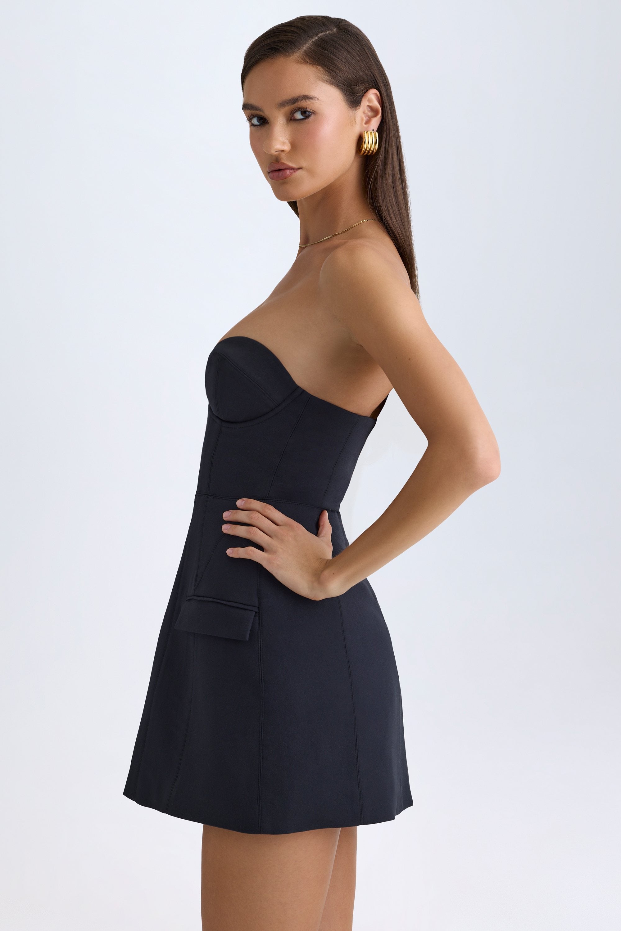 VestidoMiniPreto-Liviele_3_26e5a7b9-b329-4422-90b9-4264a737eaa4.jpg