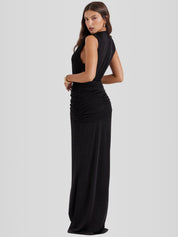 Vestido Preto Decote Profundo - Liviele