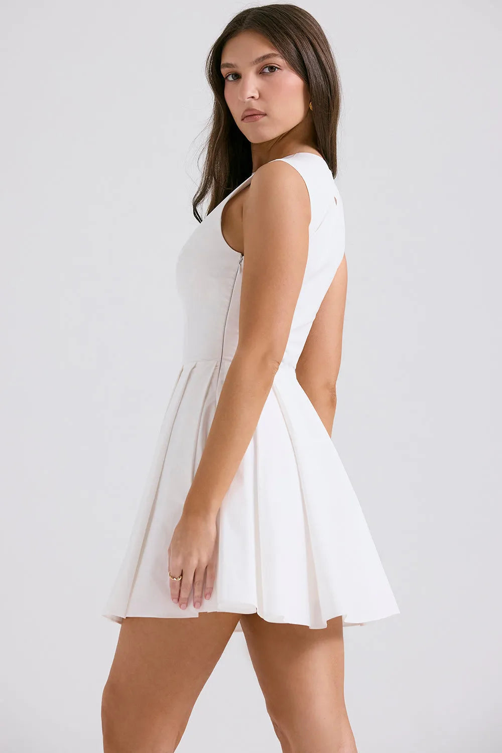 Vestido Curto Plissado de Algodão Branco - Liviele