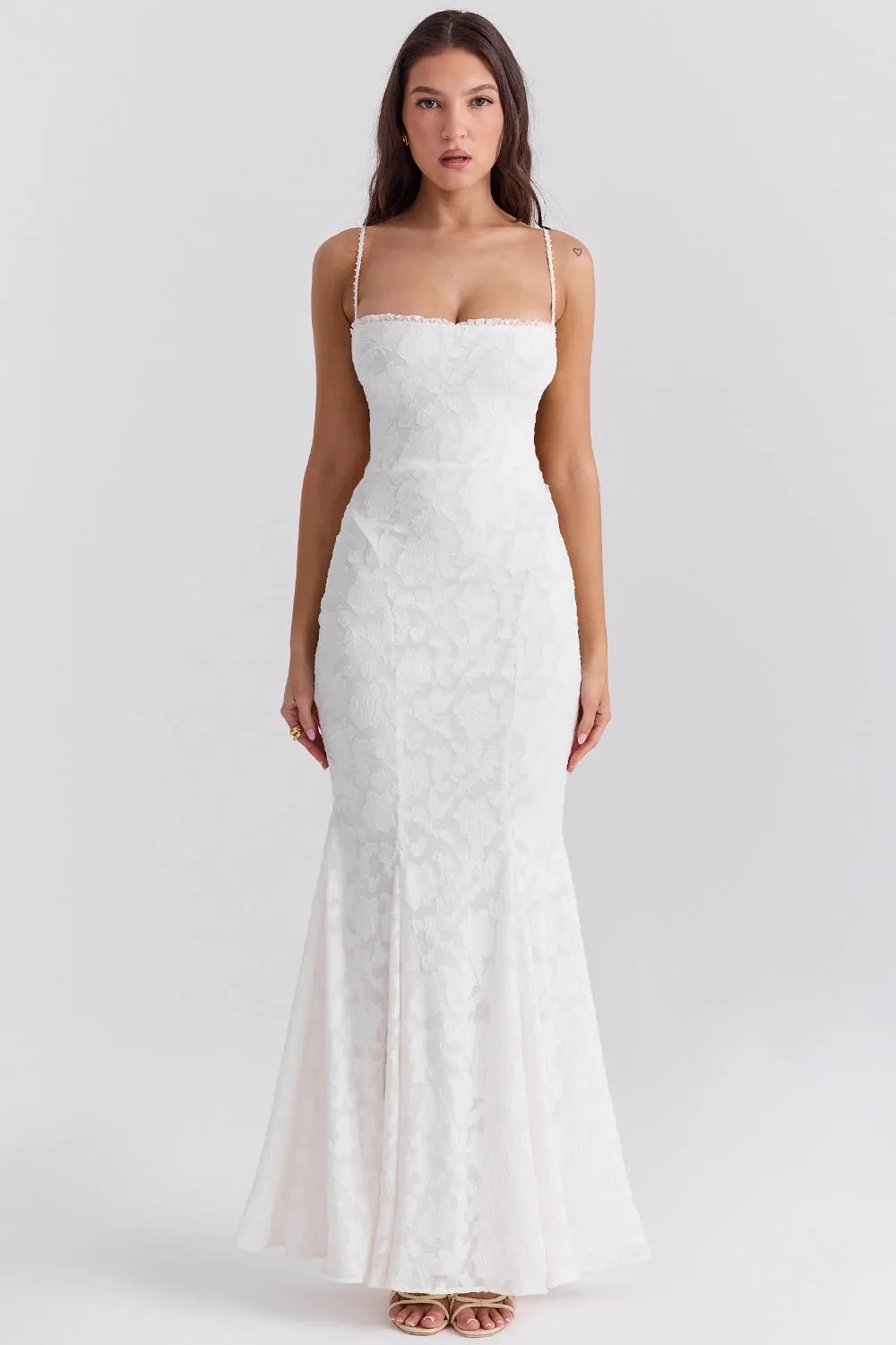 Vestido_Longo_Branco_Com_Renda_Semitransparente_-_Liviele_2.jpg