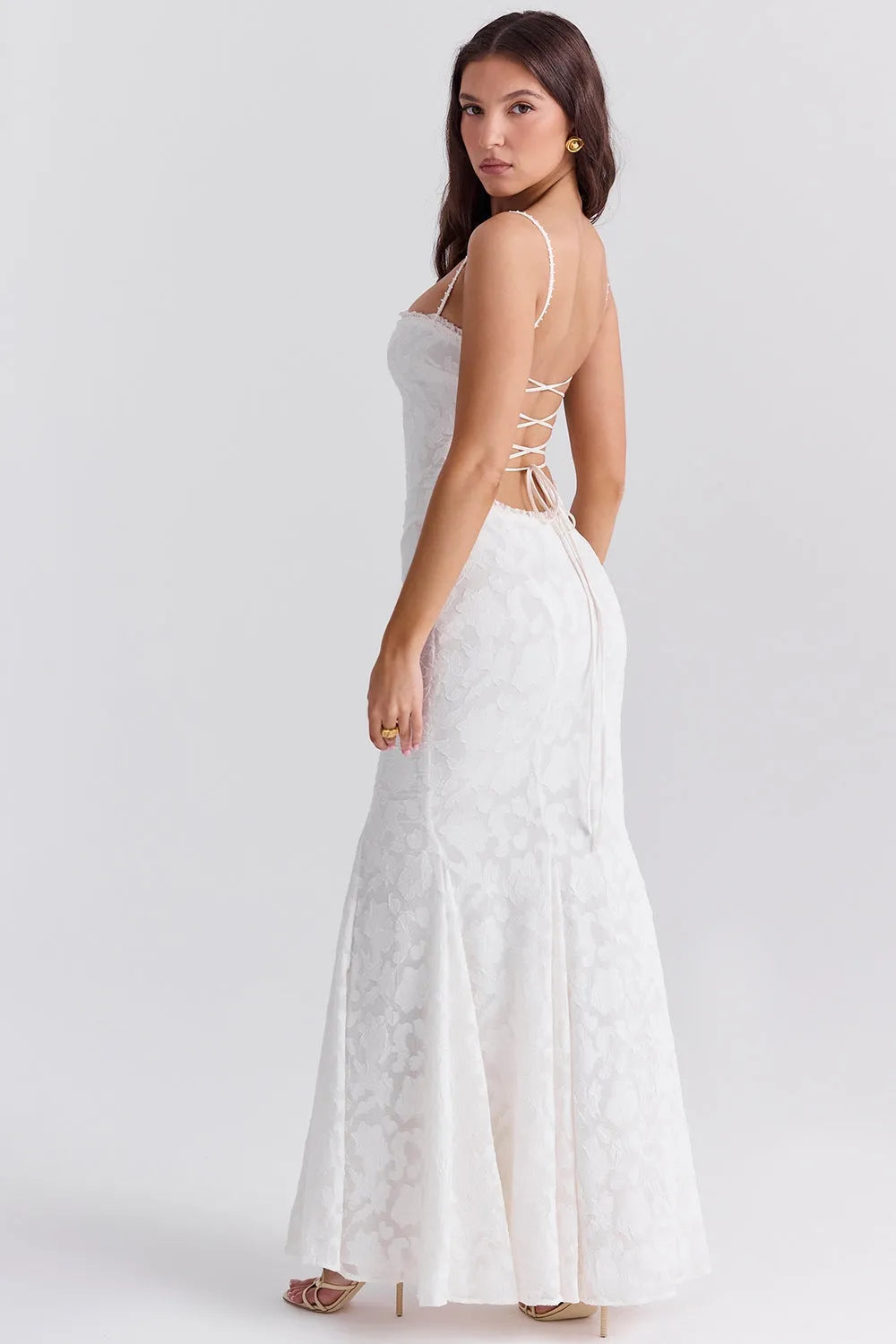 Vestido_Longo_Branco_Com_Renda_Semitransparente_-_Liviele_6.jpg