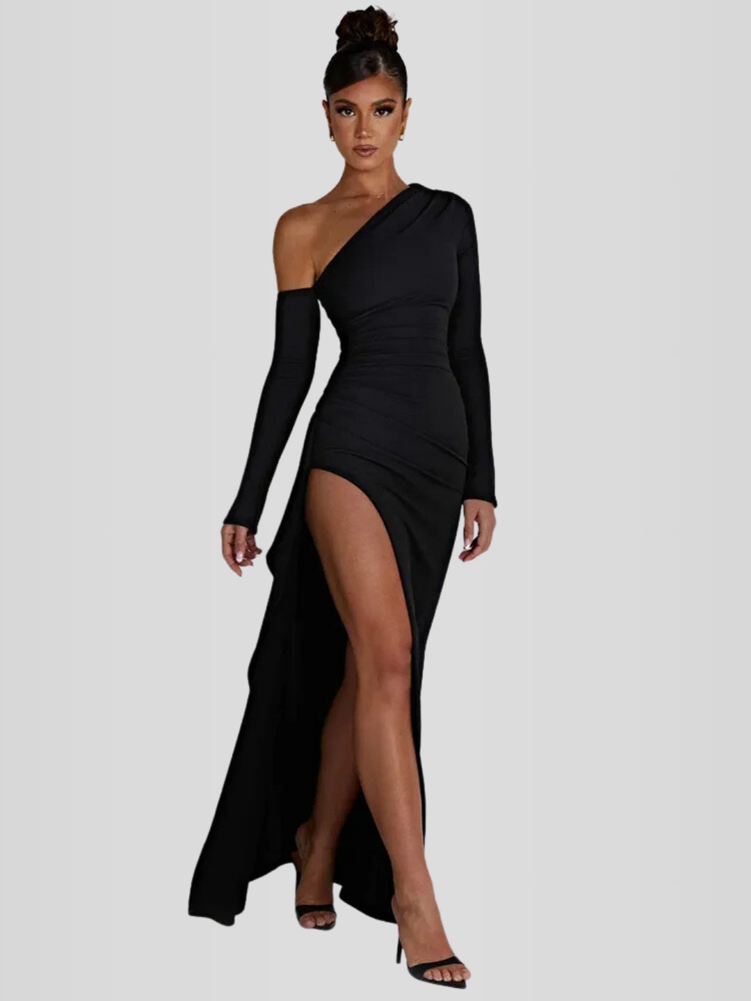 Vestido_Longo_Preto_Daiane_-_Modelo_Liviele_1.jpg