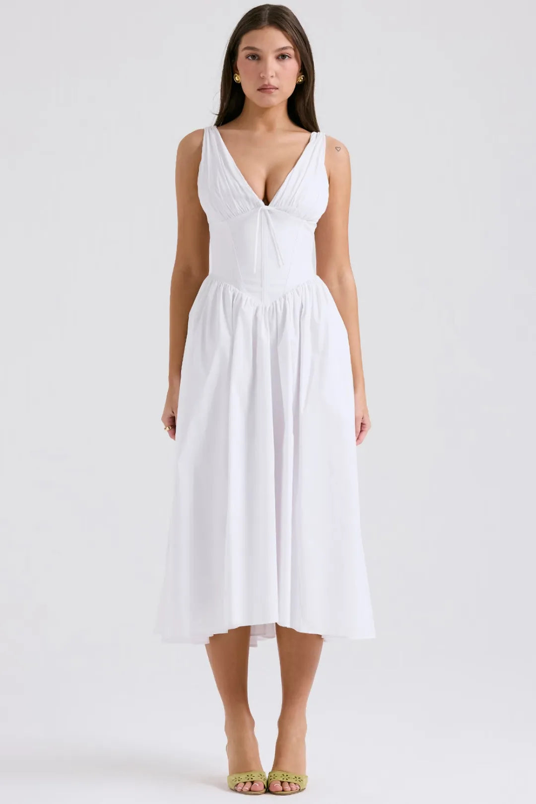 Vestido_Midi_Branco_Liso_-_Liviele_2.jpg