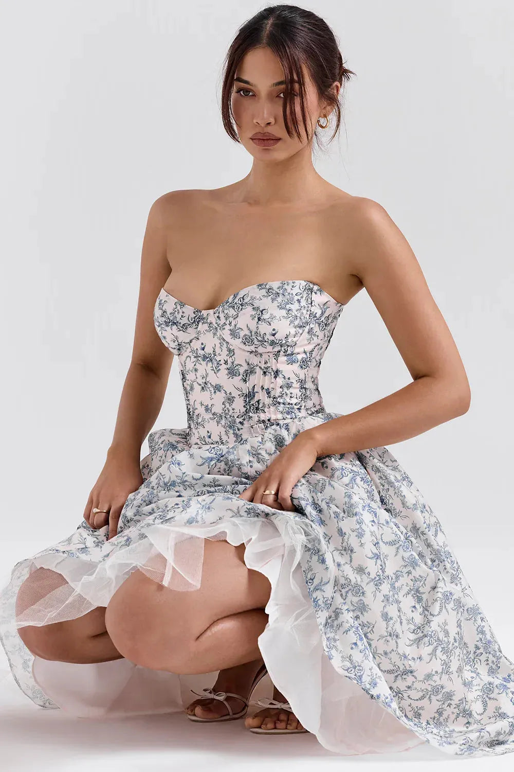 Vestido_Midi_Floral_Modelo_Liviele_2.webp