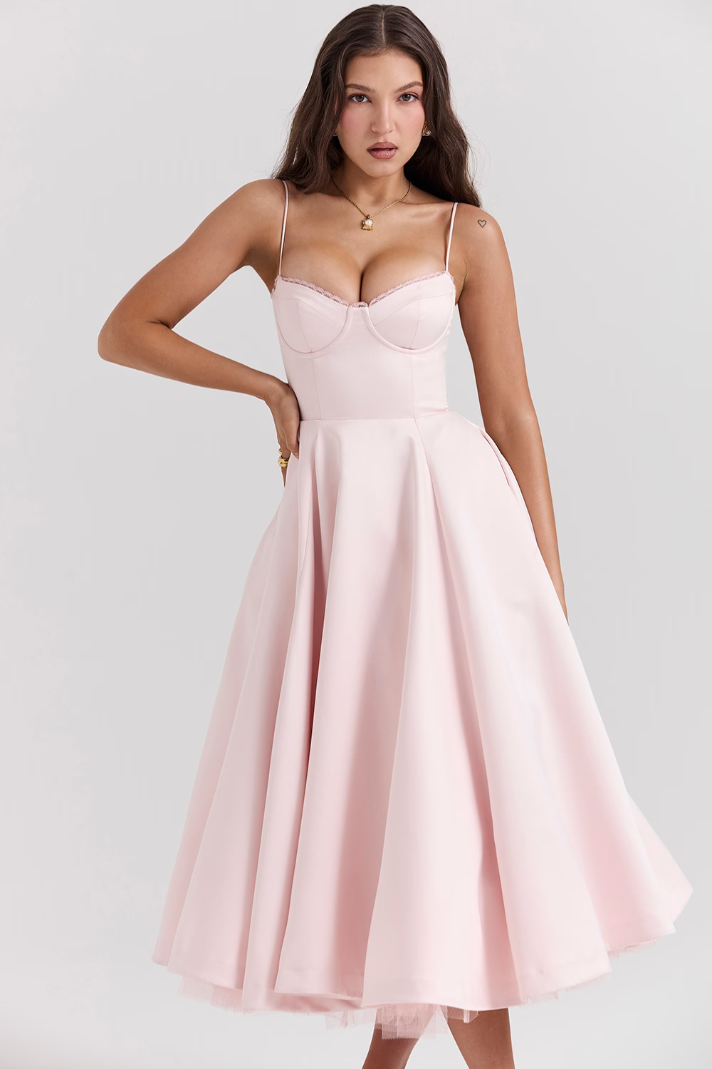 Vestido Midi Liviele - Modela a Cintura | Dupla Camada