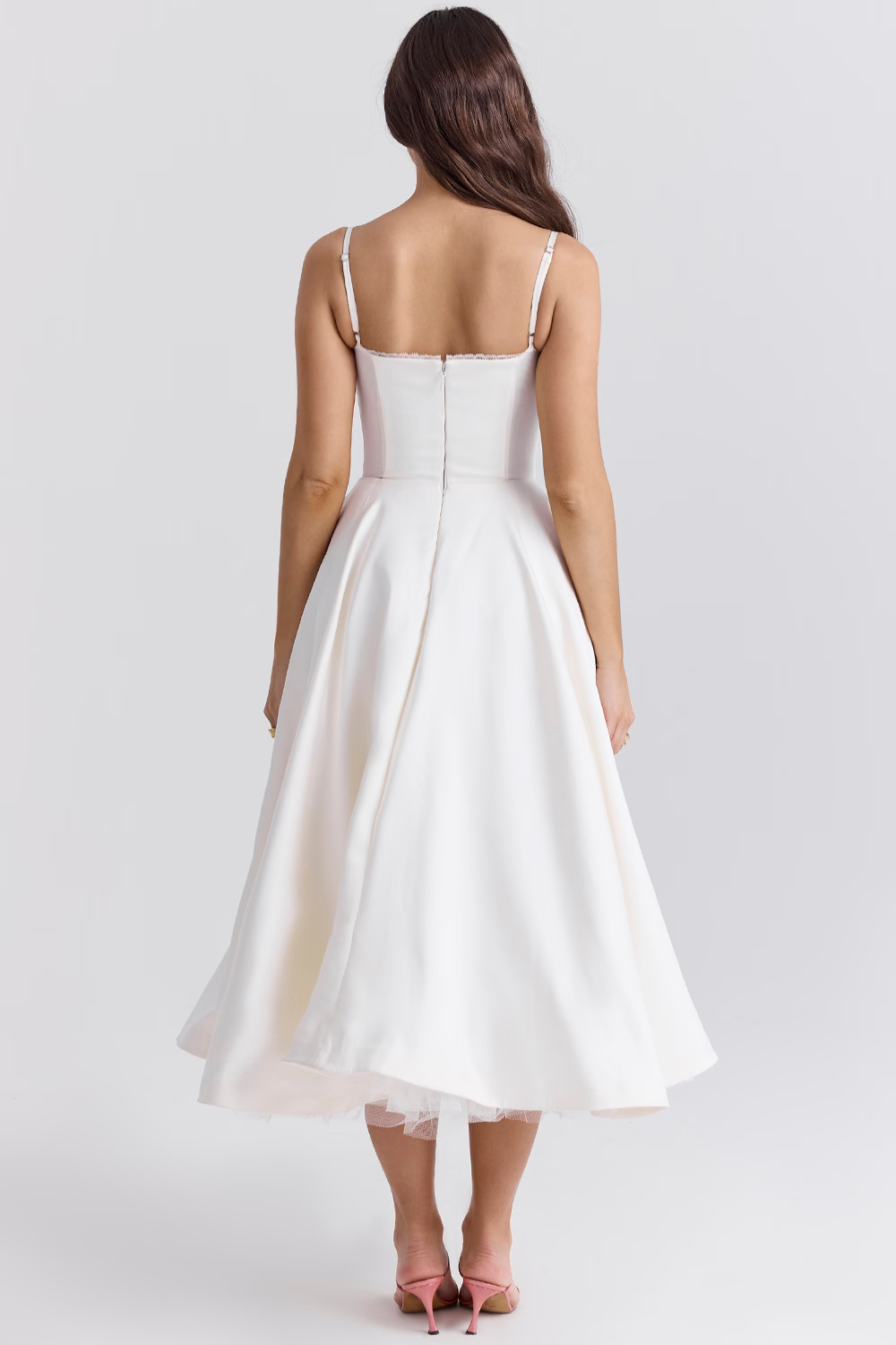 Vestido_Midi_Liviele_-_Modela_a_Cintura_Dupla_Camada_3.png