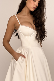 Vestido Midi Liviele - Modela a Cintura | Dupla Camada