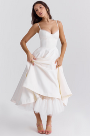 Vestido Midi Liviele - Modela a Cintura | Dupla Camada